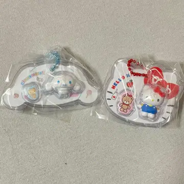 산리오 캐릭터즈 패키지 참&초코볼로 헬로키티 시나모