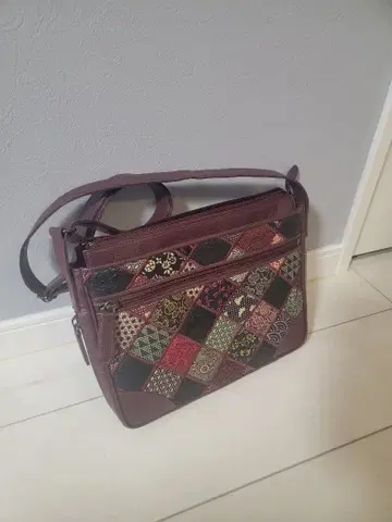 에도 삼홍인전 가죽 숄더백 패치워크