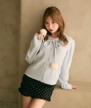 TITTY&CO. 폼폼 포함 하트 편직 니트 라이트 블루 택 포함