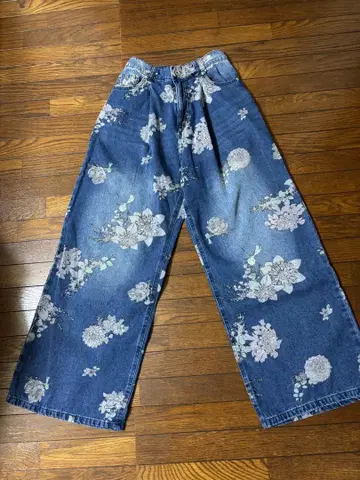 SUGER SPOON 꽃무늬 데님 팬츠