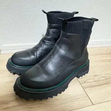 nouer VEGE 누에르베지 탱크솔 레더 부츠