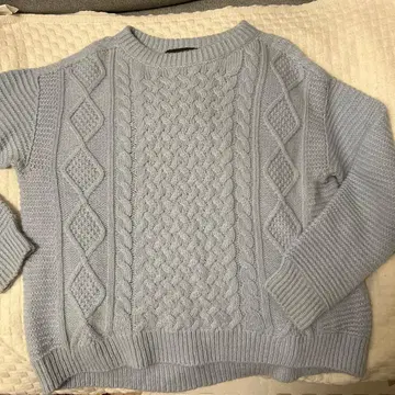 [ UNTITLED ] 케이블 니트 스웨터 사이즈 2 라이트 블루