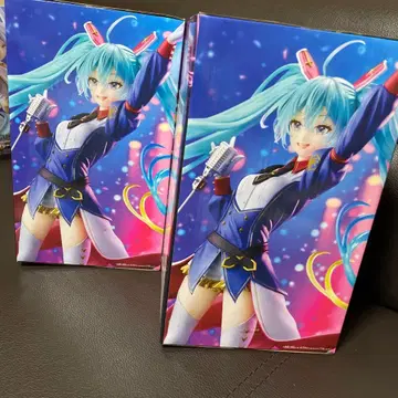 반다이 GUNDAM x MIKU 피규어 2체 세트