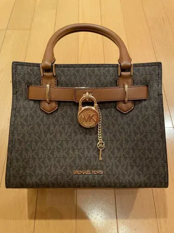 MICHAEL KORS 브라운 숄더백