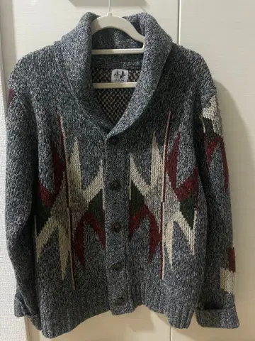 기하학 패턴 니트 가디건