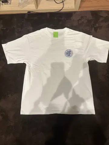 HUF 화이트 T셔츠 L 사이즈