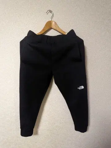 THE NORTH FACE 테크 에어 조거 팬츠 블랙 S 사이즈