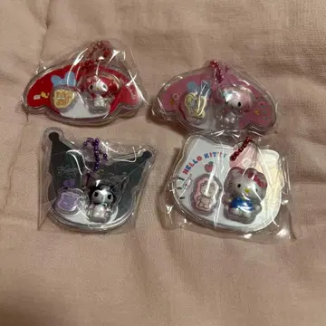 산리오 패키지 참 초코볼 시크릿 키티 쿠로미