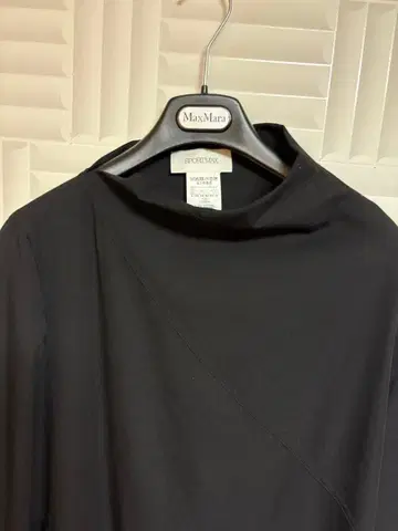 SPORTMAX 비대칭 긴팔 튜닉 원피스 블랙 (42 사이즈)