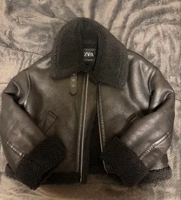 ZARA 블랙 무스탕 코트 XS