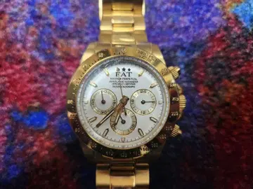 [ 가격 인하!! ] FAT 골드 크로노그래프 손목시계