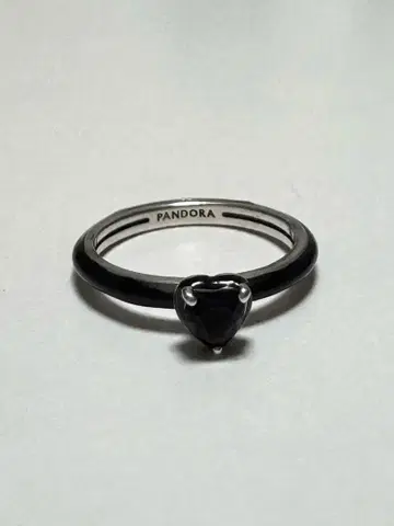 판도라 하트형 블랙링 사이즈 48
