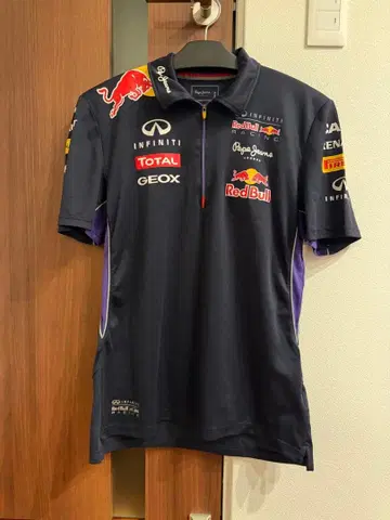 레드불 피케 셔츠