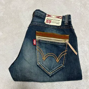 새상품급 EDWIN XV 네이티브 34