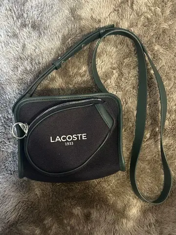 LACOSTE 헤리티지 캔버스 숄더백