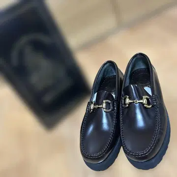 ARTESANOS 비트 로퍼