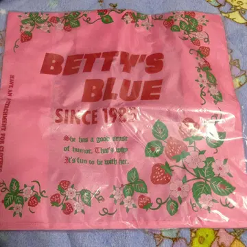 베티즈 블루 이치고 패턴 에코백