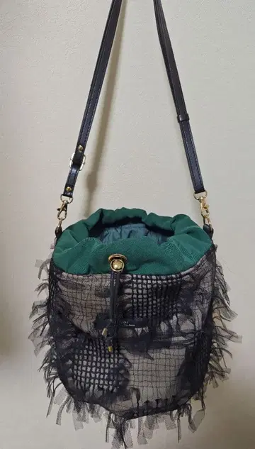 프린지 레이스 원형 복조리 백