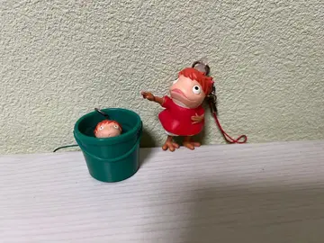 벼랑 위의 포뇨 반어인 양동이 스트랩 키링