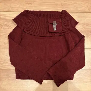 tina jojun 포켓 부착 오프숄더 니트