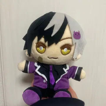 AMPTAK x COLORS 앉아 봉제 인형 마제타