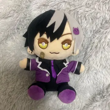 AMPTAK x COLORS 앉아 봉제 인형 마제타