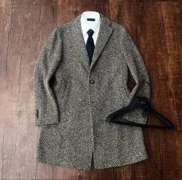 [ 새상품급 ] TAGLIATORE 헤링본 체스터 코트 사이즈 48