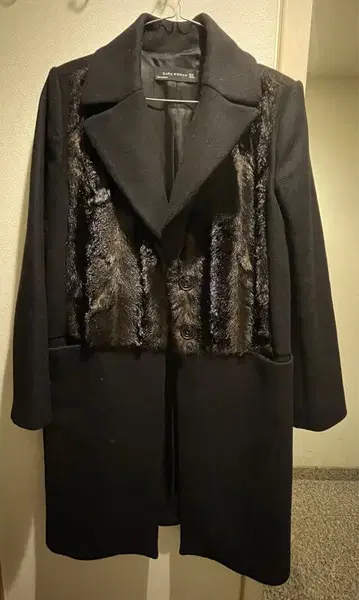 ZARA 퍼 체스터 코트