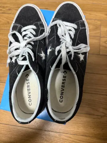 CONVERSE 블랙 스웨이드 스니커즈