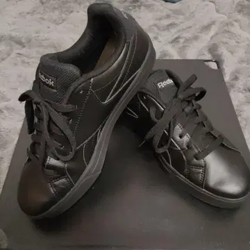 Reebok ROYALE COMPLETE 3.0 25.5cm