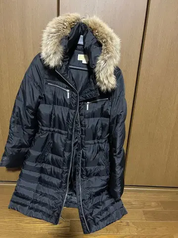 MICHAEL KORS 블랙 롱 다운 자켓