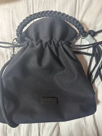 TAKEO KIKUCHI 블랙 나일론 드로우 스트링 백