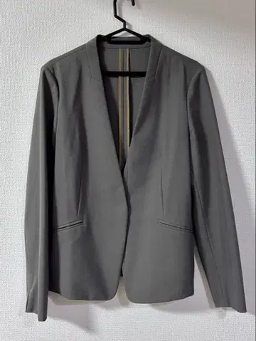 그린 라벨 릴랙싱 노카라 자켓 그레이