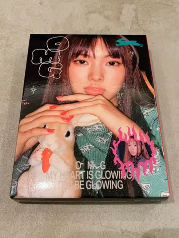 M.G. MY HEART IS GLOWING & DITTO 세트