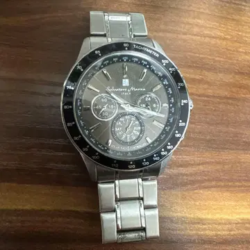 살바토레마라 손목시계 SM14117SS 솔라