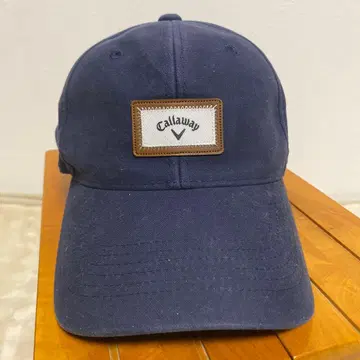 캘러웨이 네이비 로고 패치 캡