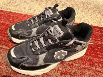 데상트 DESCENTE 스니커즈