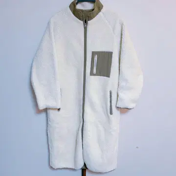 리버서블 보아 나일론 롱 코트 화이트 카키