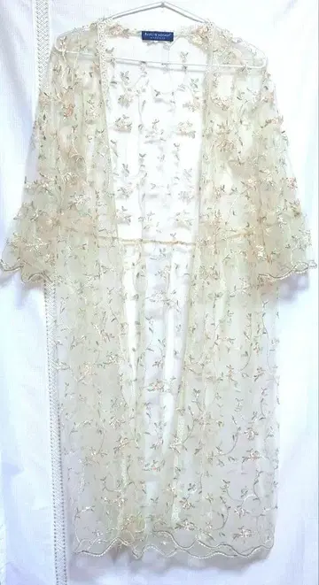 새상품 꽃 자수 시스루 가디건