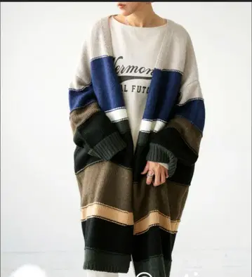 새상품 안티카! 보더 니트 가디건 체형 커버(*^_^*)