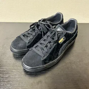 PUMA x xgirl 콜라보 스웨이드 스니커즈 새상품급