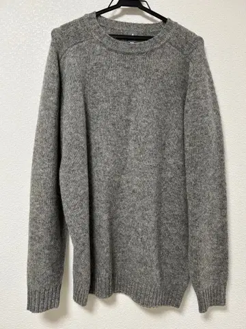 그레이 스웨터