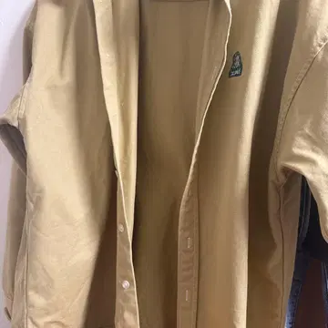 x-girl 베이지 버튼 다운 셔츠 긴팔