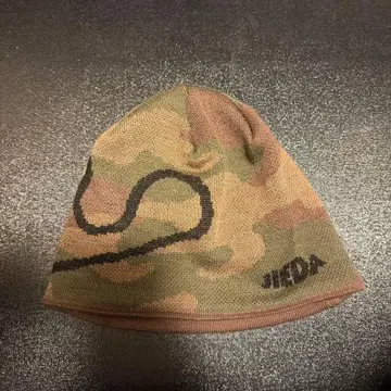 카모 패턴 로고 니트 모자