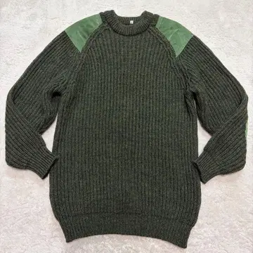 [새상품급] HIGHLAND2000 니트 스웨터 소가죽 패치 카키 뜨개질