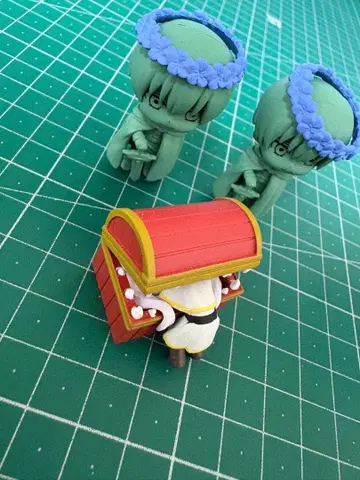 프리렌 피규어와 보물 상자 세트