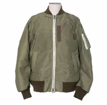 KUU 님 sacai 사카이 자수 장식 트윌 봄버 자켓