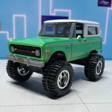 핫휠 75 포드 브롱코 리프트업 커스텀