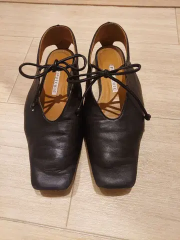 피피 시크 플랫슈즈