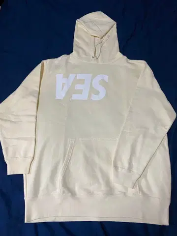 GOD SELECTION XXX WIND AND SEA 후드티